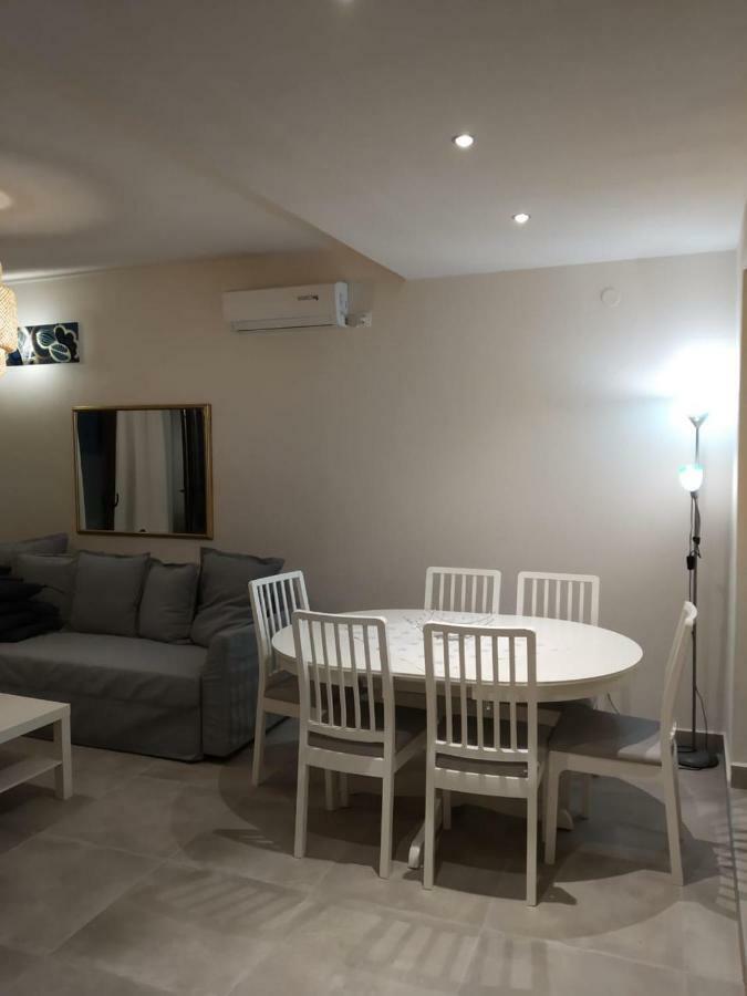 Isabel Artemis Apartment Chorefton Exterior photo